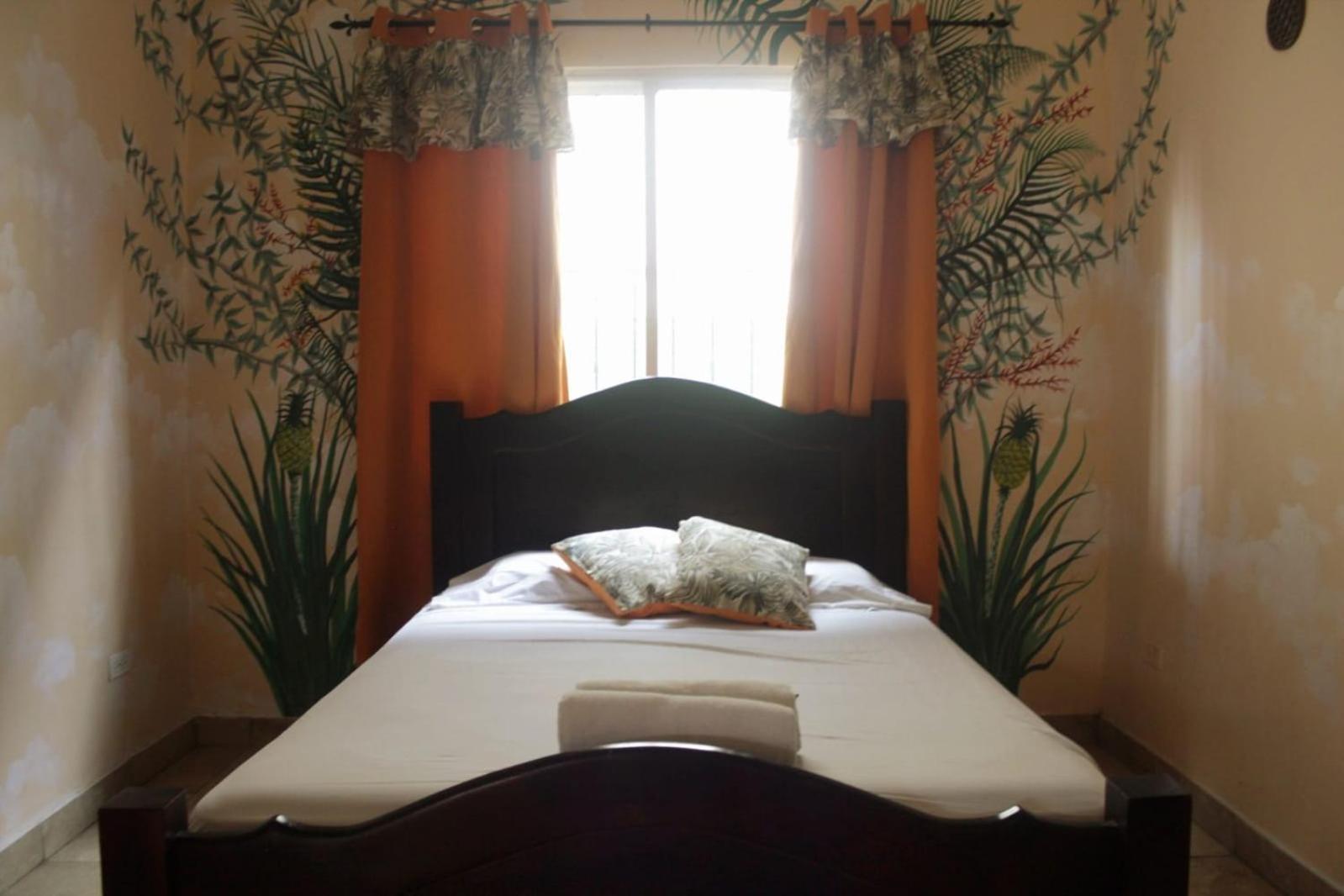 Cataleya Hostel Bocas Town Kültér fotó